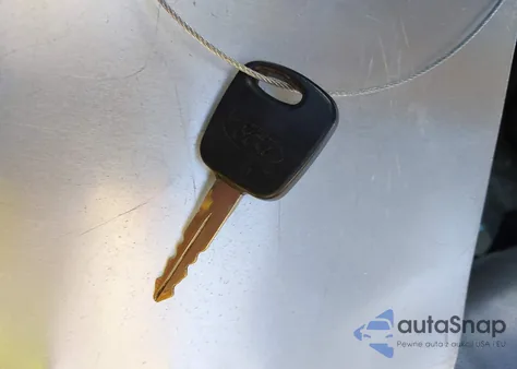 2001 Ford F150 z USA, uszkodzony, nr VIN 2FTZF18201CA60792